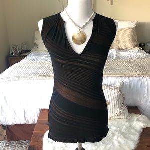 V-neck, capped sleeved tank